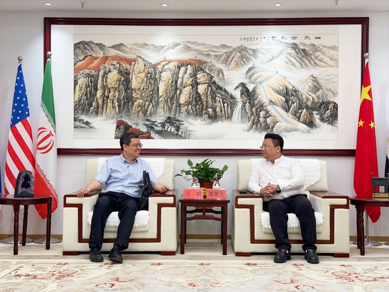 深化產學研融合|紅旗區委常委、組織部部長萬鵬,區人社局局長許娟一行赴乾坤環保調研人才建設工作